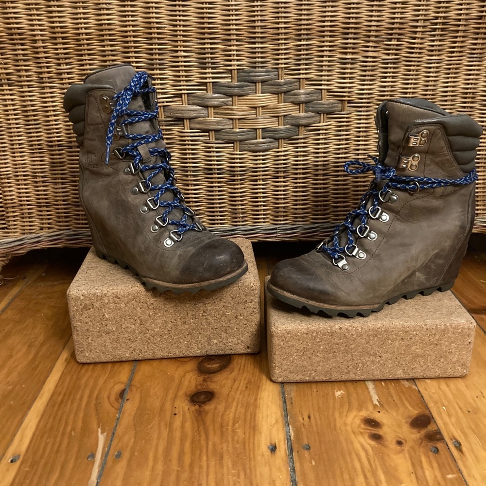 Sorel Conquest Wedge Boot